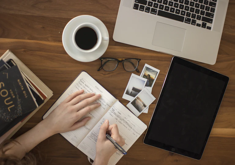 Writing healthcare marketing blog content